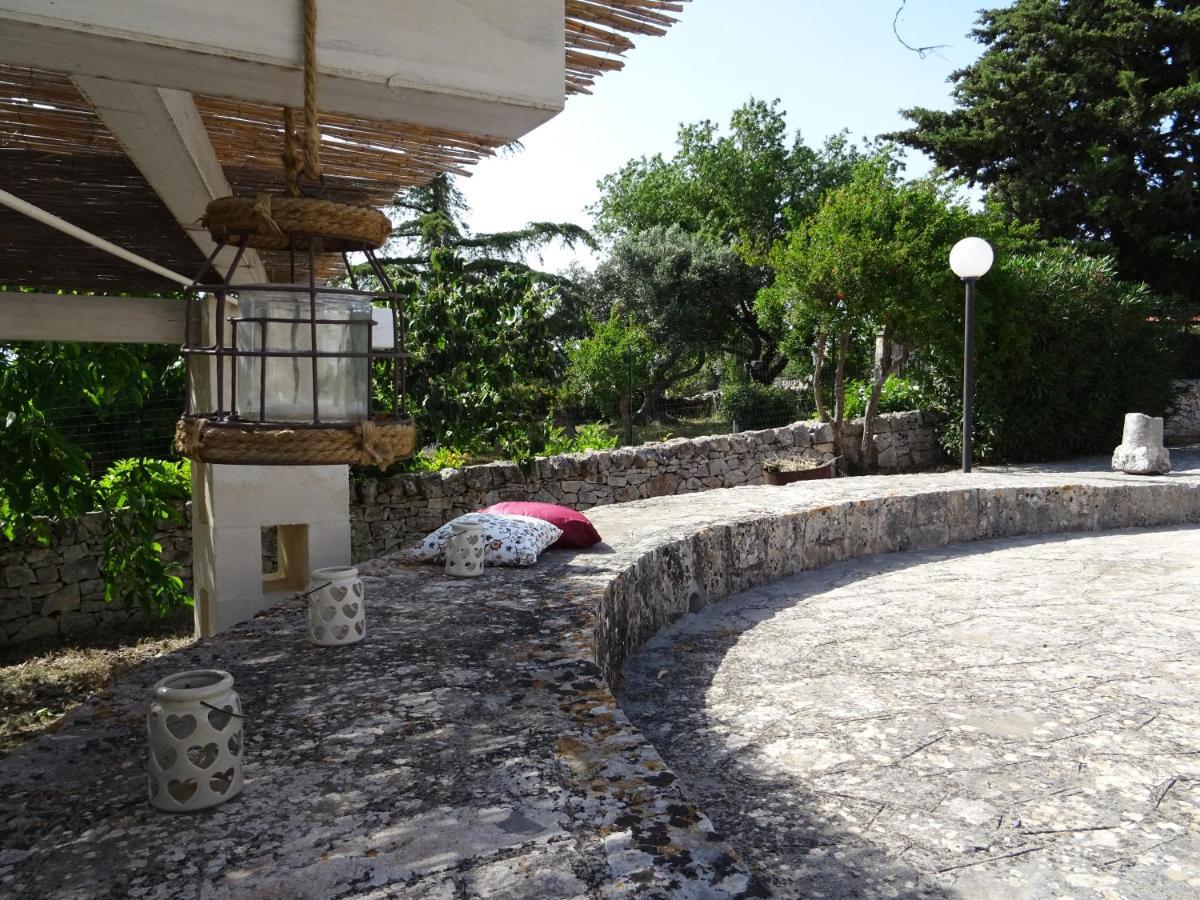 Гостевой дом Trulli Di Zia Tata Локоротондо Экстерьер фото