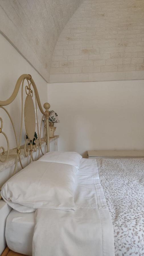 Гостевой дом Trulli Di Zia Tata Локоротондо Экстерьер фото