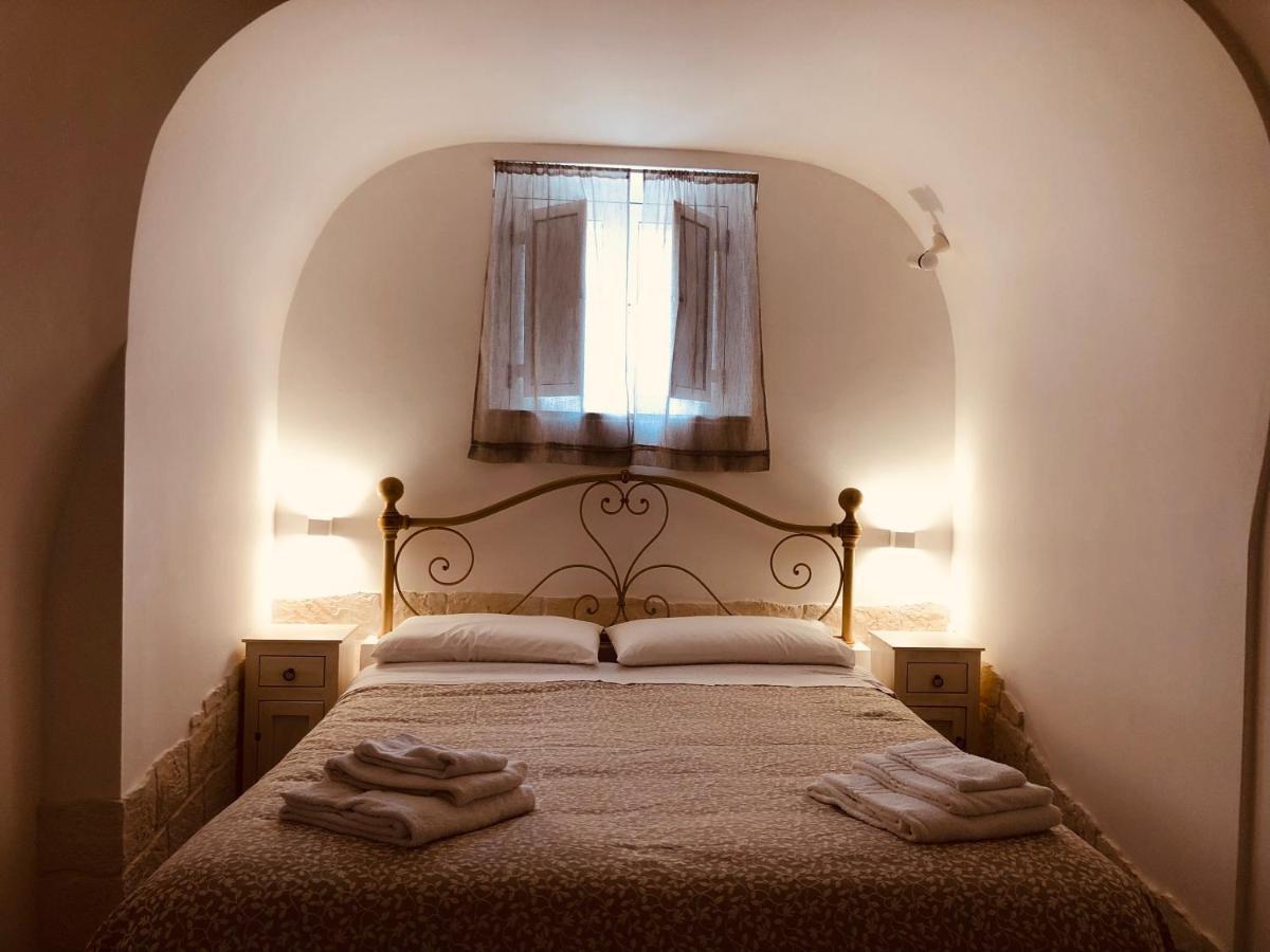 Гостевой дом Trulli Di Zia Tata Локоротондо Экстерьер фото