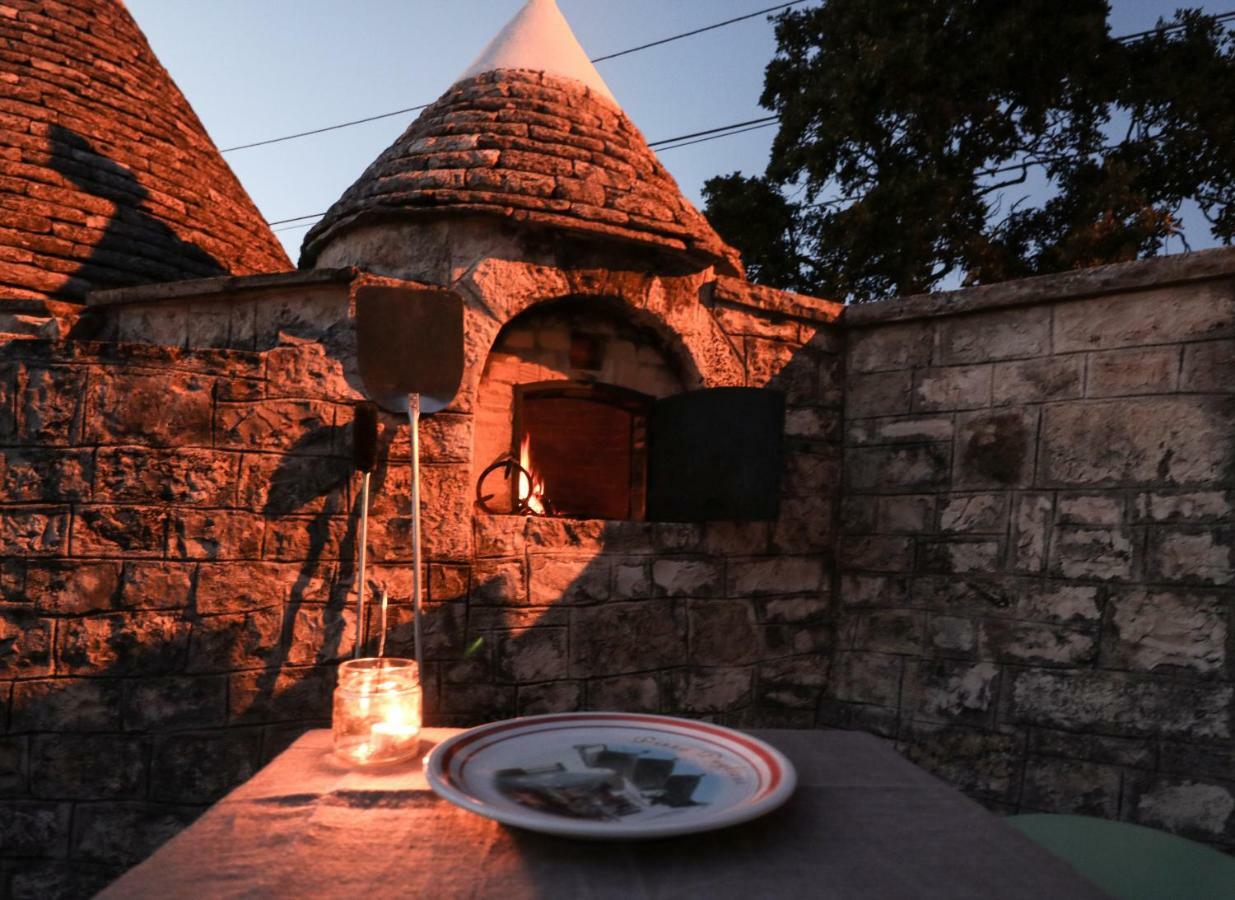 Гостевой дом Trulli Di Zia Tata Локоротондо Экстерьер фото
