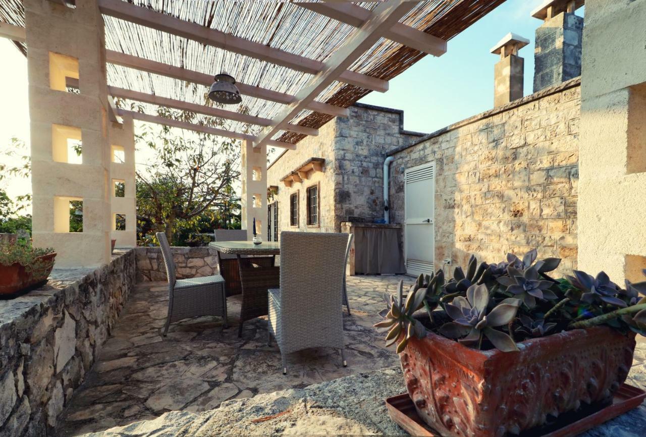 Гостевой дом Trulli Di Zia Tata Локоротондо Экстерьер фото